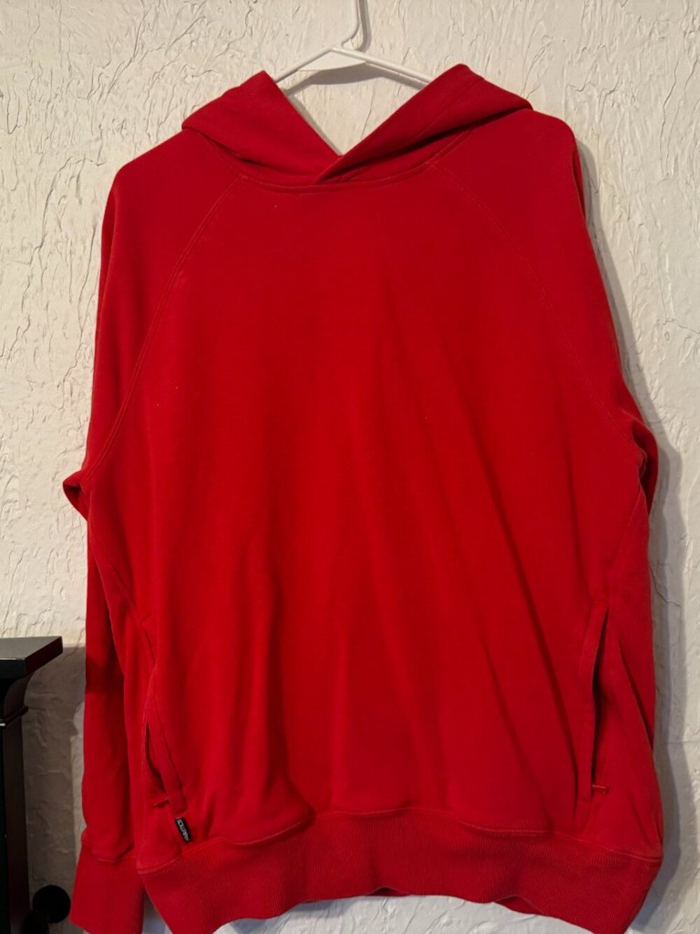 Fabletics Hoodie Year Round Terry Pullover Heated Red Sweatshirt Men Medium
